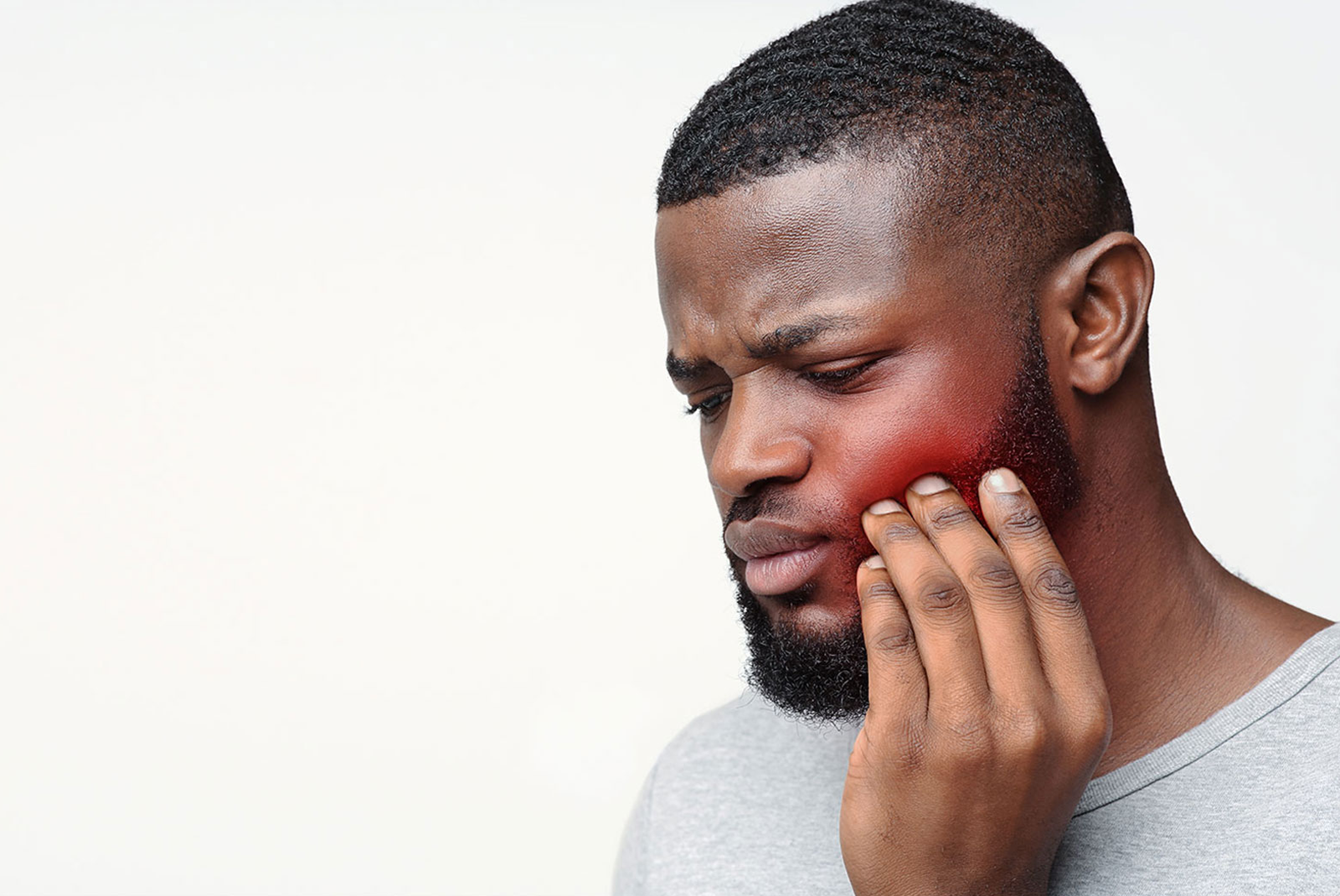 man with jaw pain